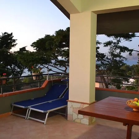Holiday home Maison Bellevue